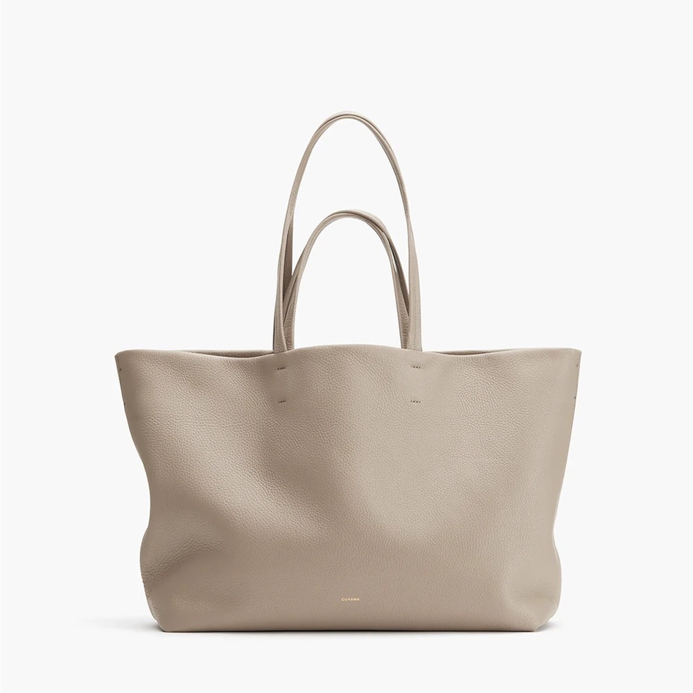 Cuyana Classic Easy Leather Tote